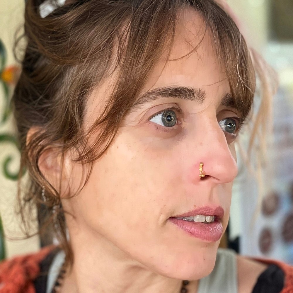 נזם 5